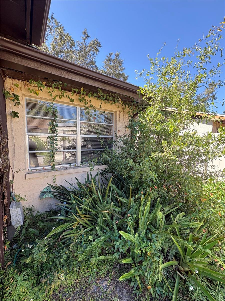 Image 45 of 63 For 7712 Willow Park Drive