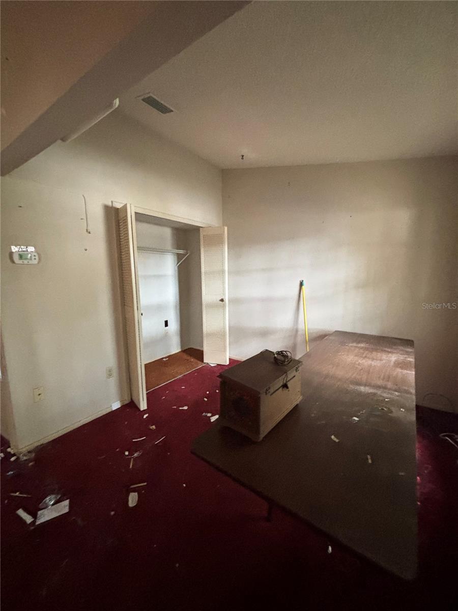 Image 9 of 63 For 7712 Willow Park Drive