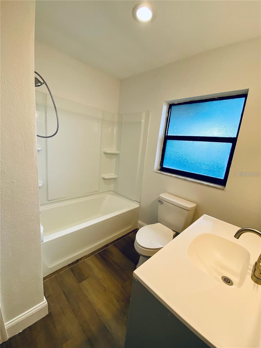 Image 12 of 43 For 2400 13th Avenue S