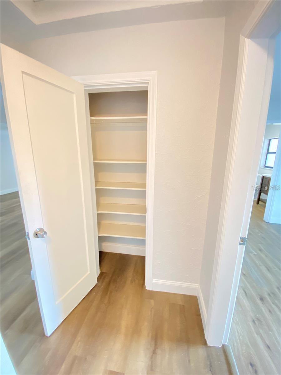 Image 27 of 43 For 2400 13th Avenue S