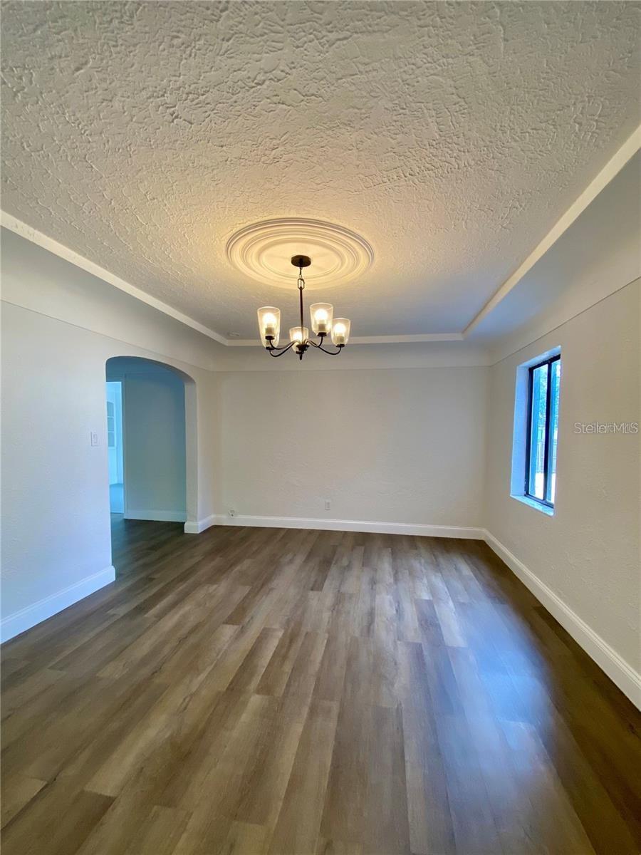 Image 32 of 43 For 2400 13th Avenue S