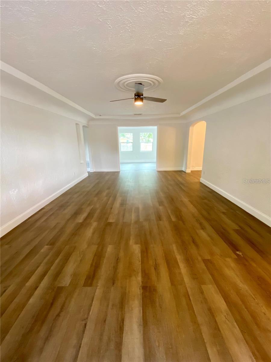 Image 33 of 43 For 2400 13th Avenue S