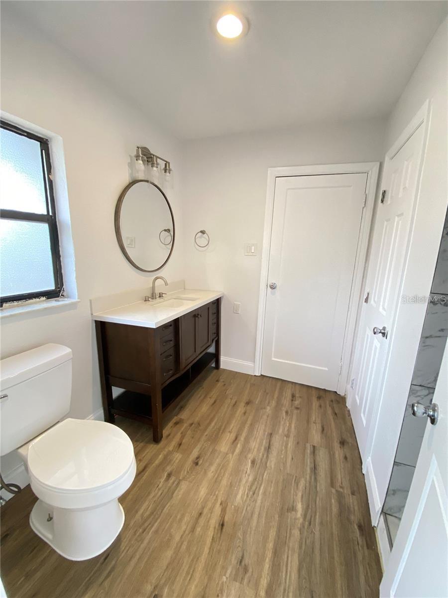 Image 35 of 43 For 2400 13th Avenue S