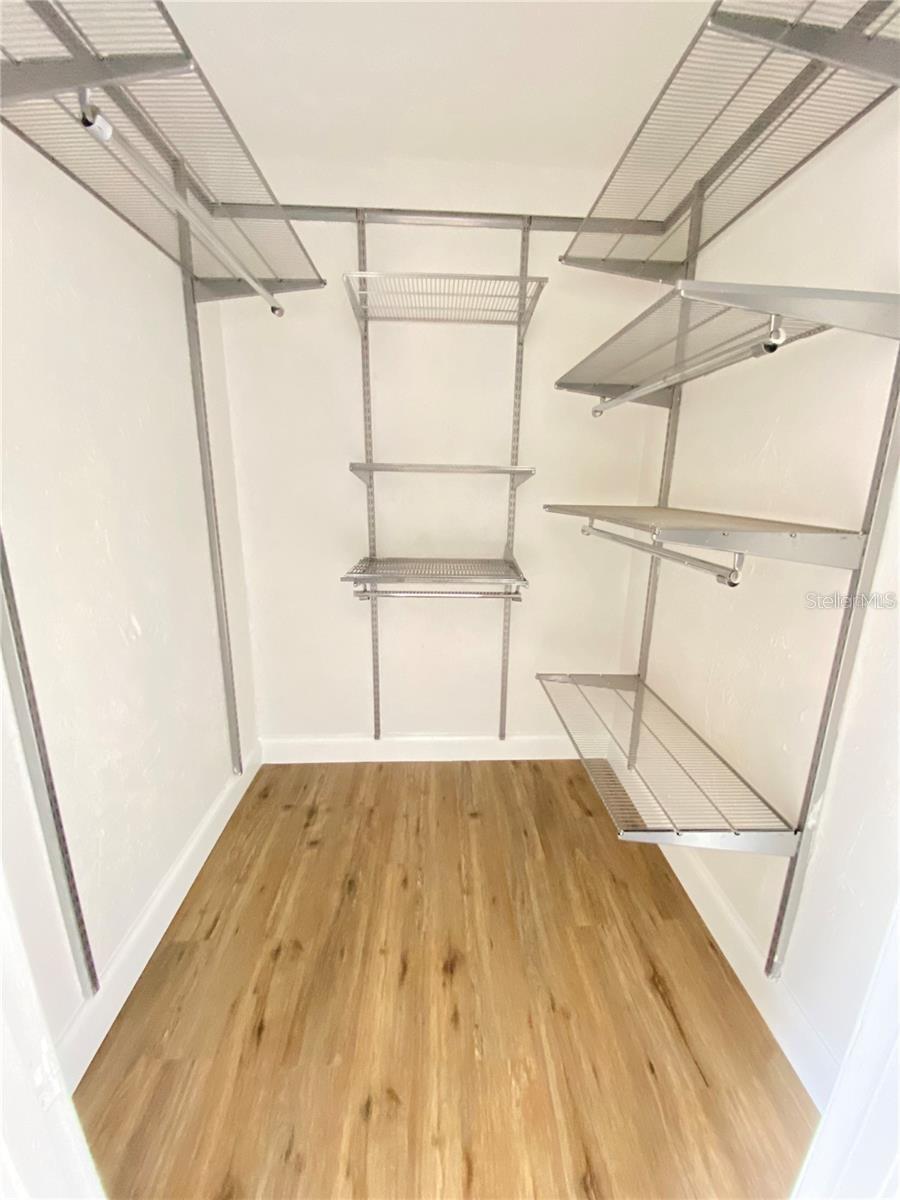 Image 38 of 43 For 2400 13th Avenue S