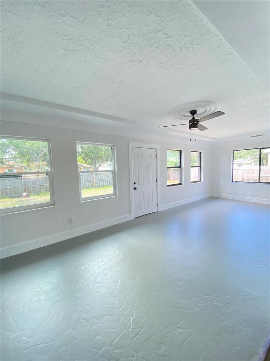 Image 8 of 43 For 2400 13th Avenue S