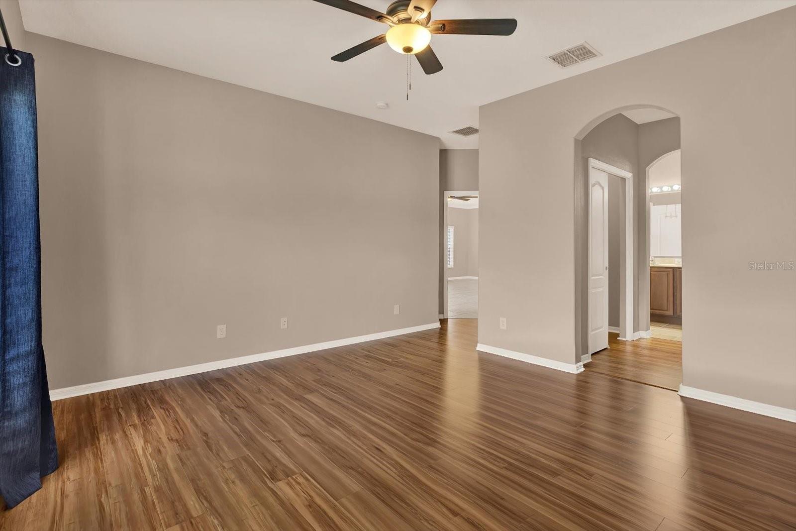 Image 12 of 39 For 20118 Bay Cedar Avenue