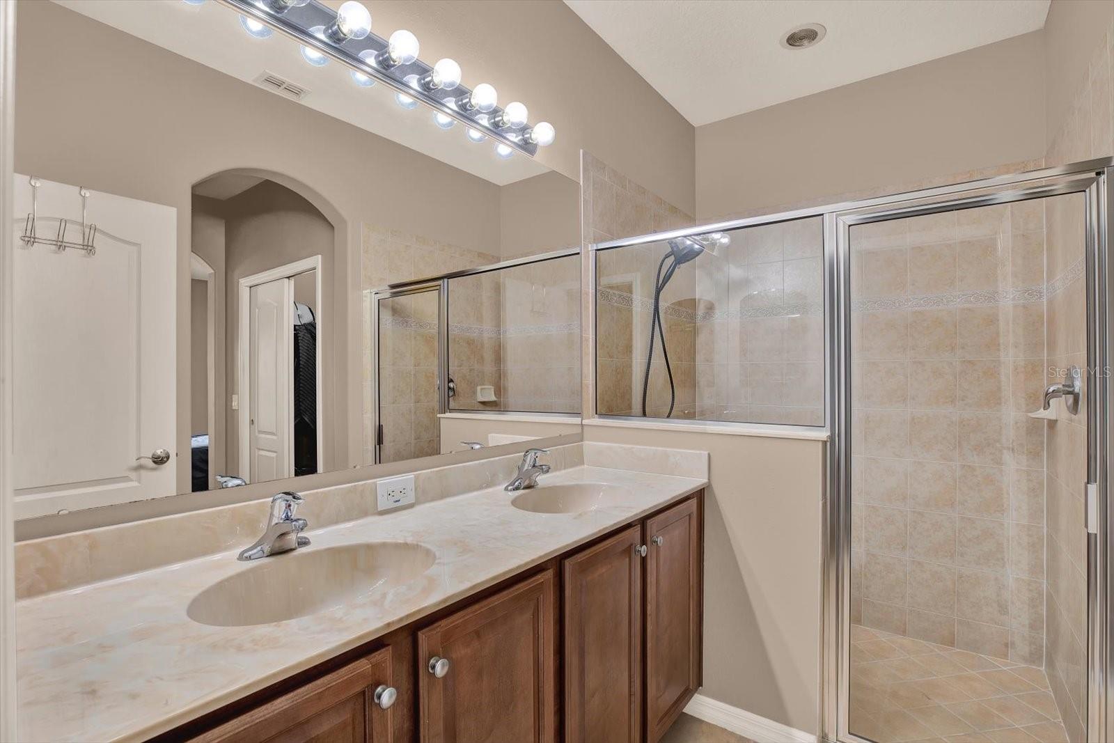 Image 14 of 39 For 20118 Bay Cedar Avenue