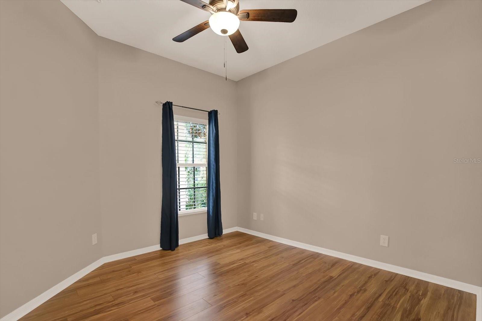 Image 15 of 39 For 20118 Bay Cedar Avenue