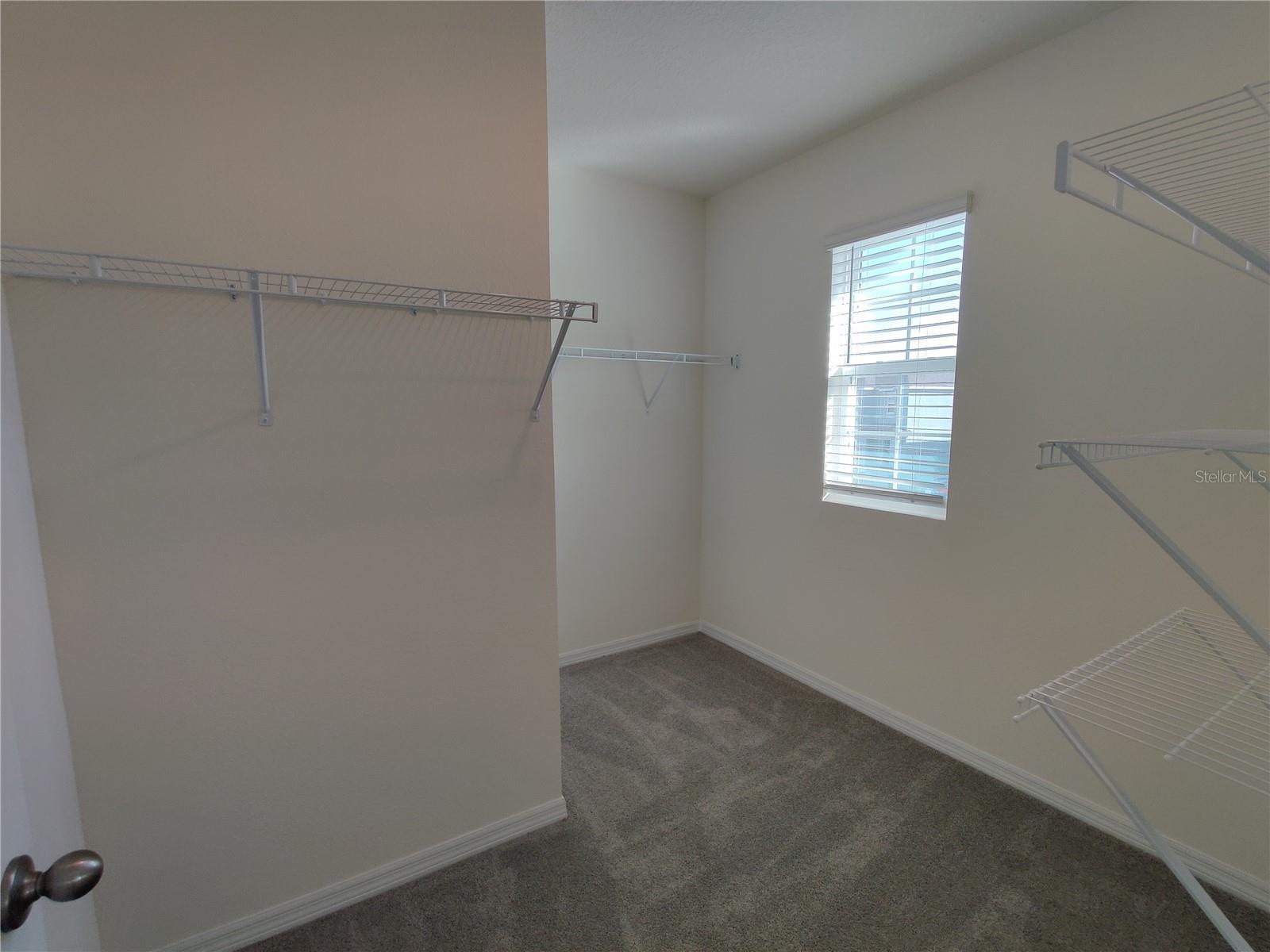 Image 22 of 32 For 10515 Penny Gale Loop