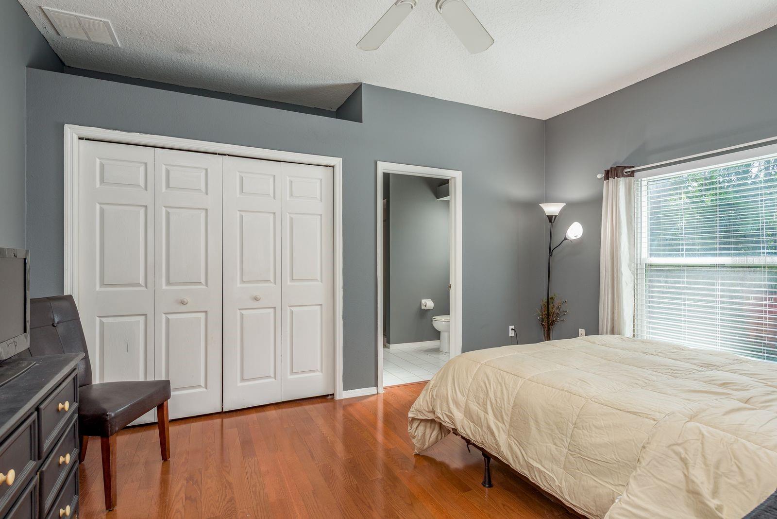 Image 18 of 40 For 3206 Enisgrove Drive E