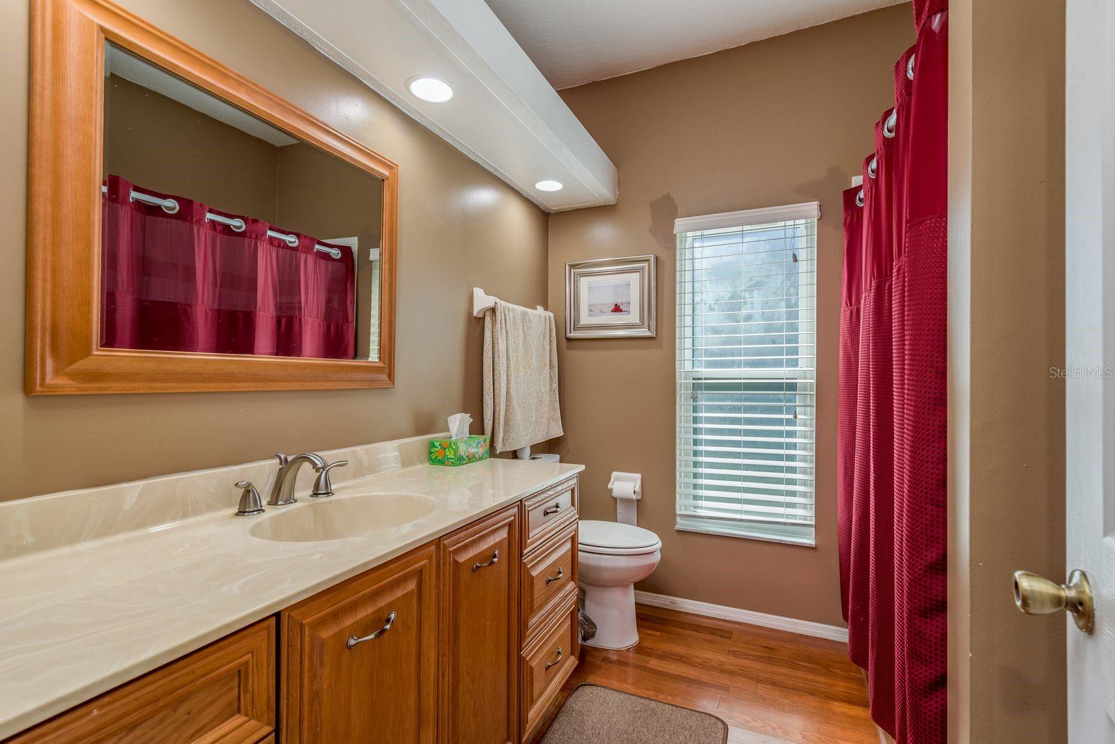 Image 21 of 40 For 3206 Enisgrove Drive E