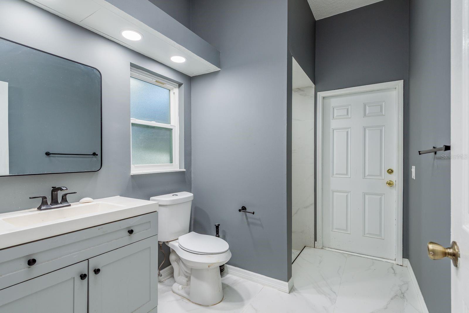 Image 23 of 40 For 3206 Enisgrove Drive E