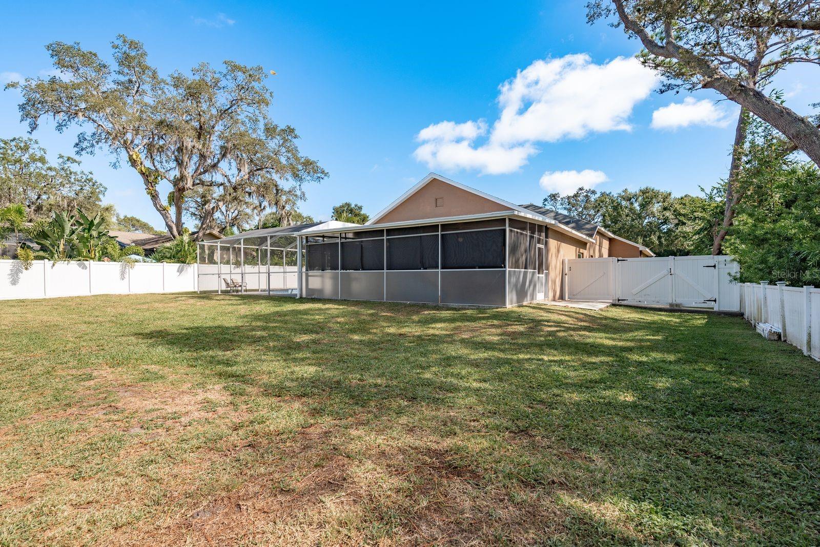 Image 36 of 40 For 3206 Enisgrove Drive E