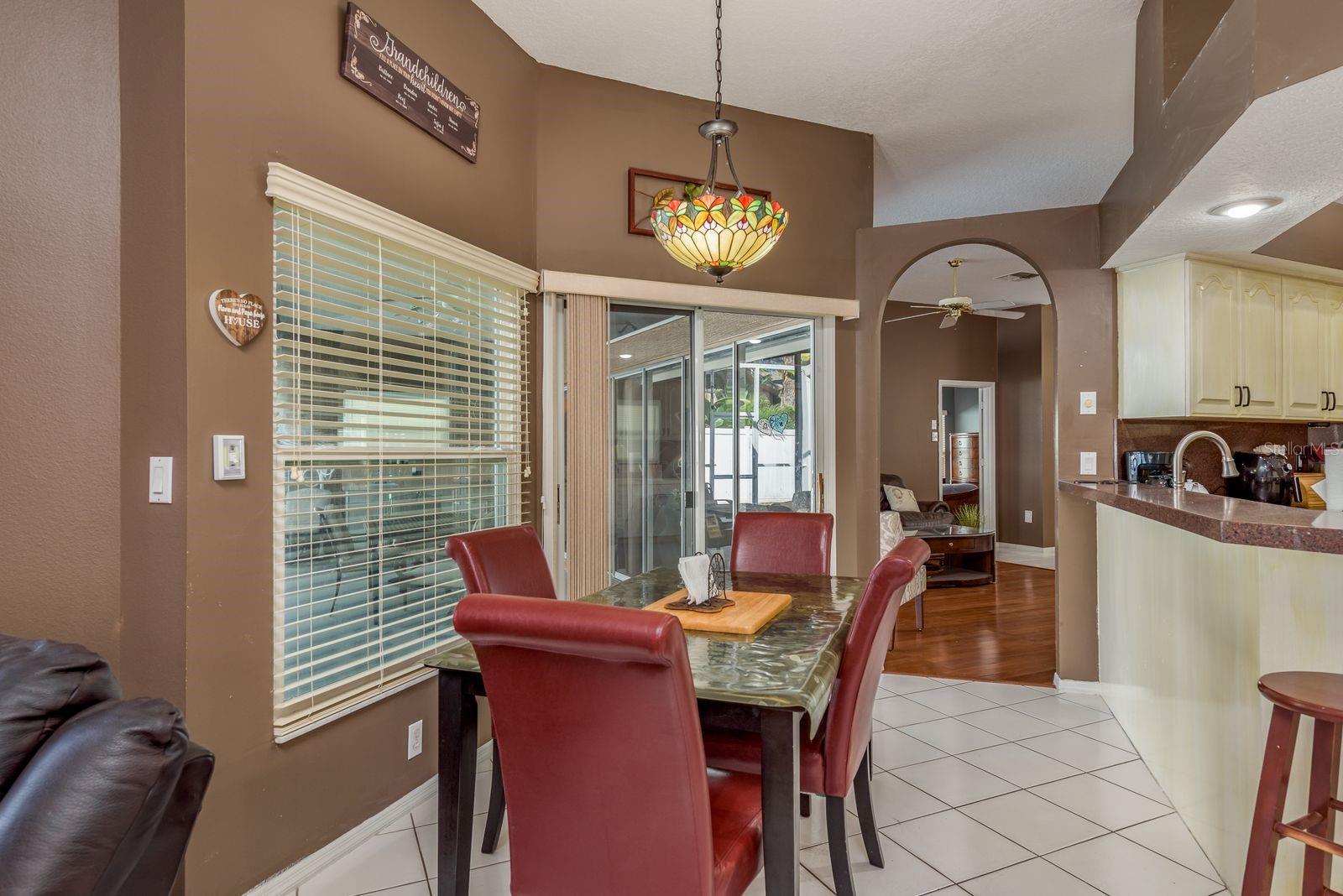 Image 9 of 40 For 3206 Enisgrove Drive E