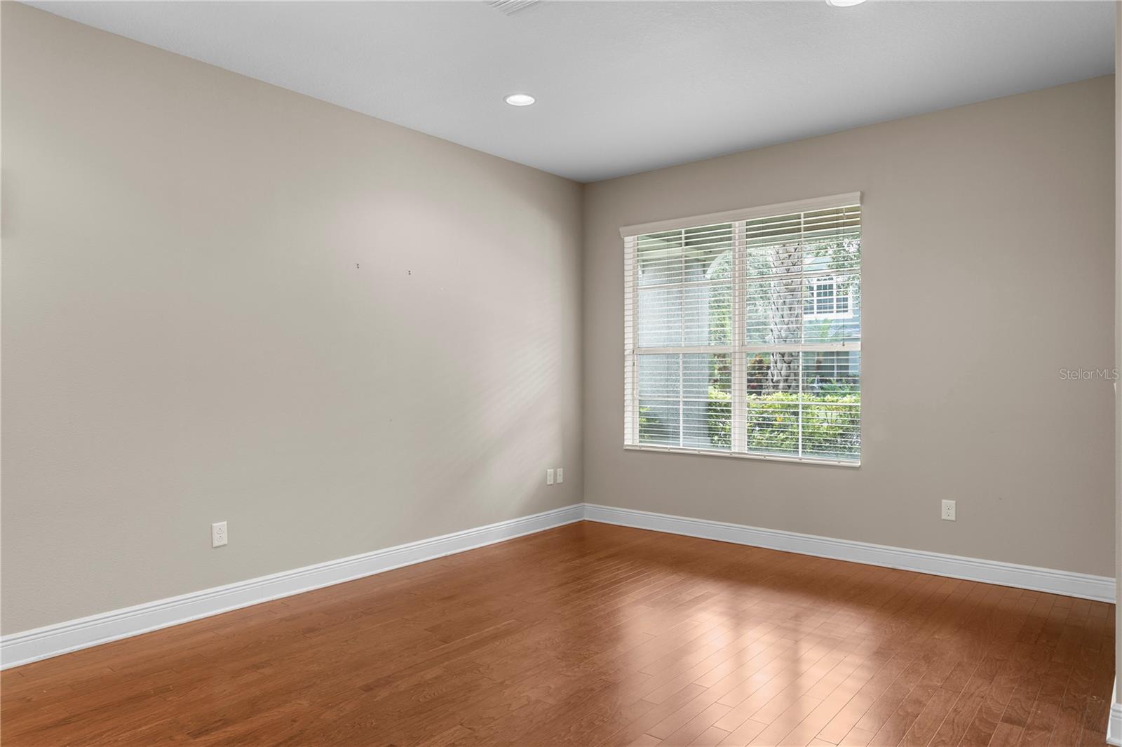 Image 10 of 87 For 19303 Water Maple Drive