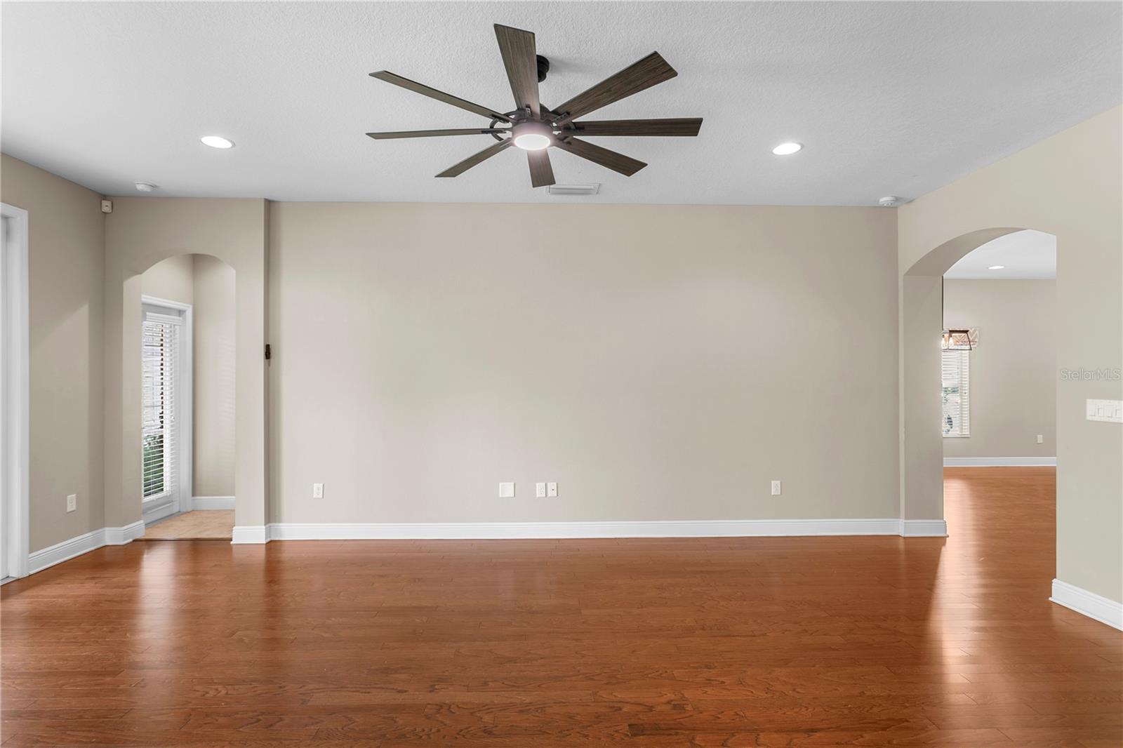 Image 19 of 87 For 19303 Water Maple Drive