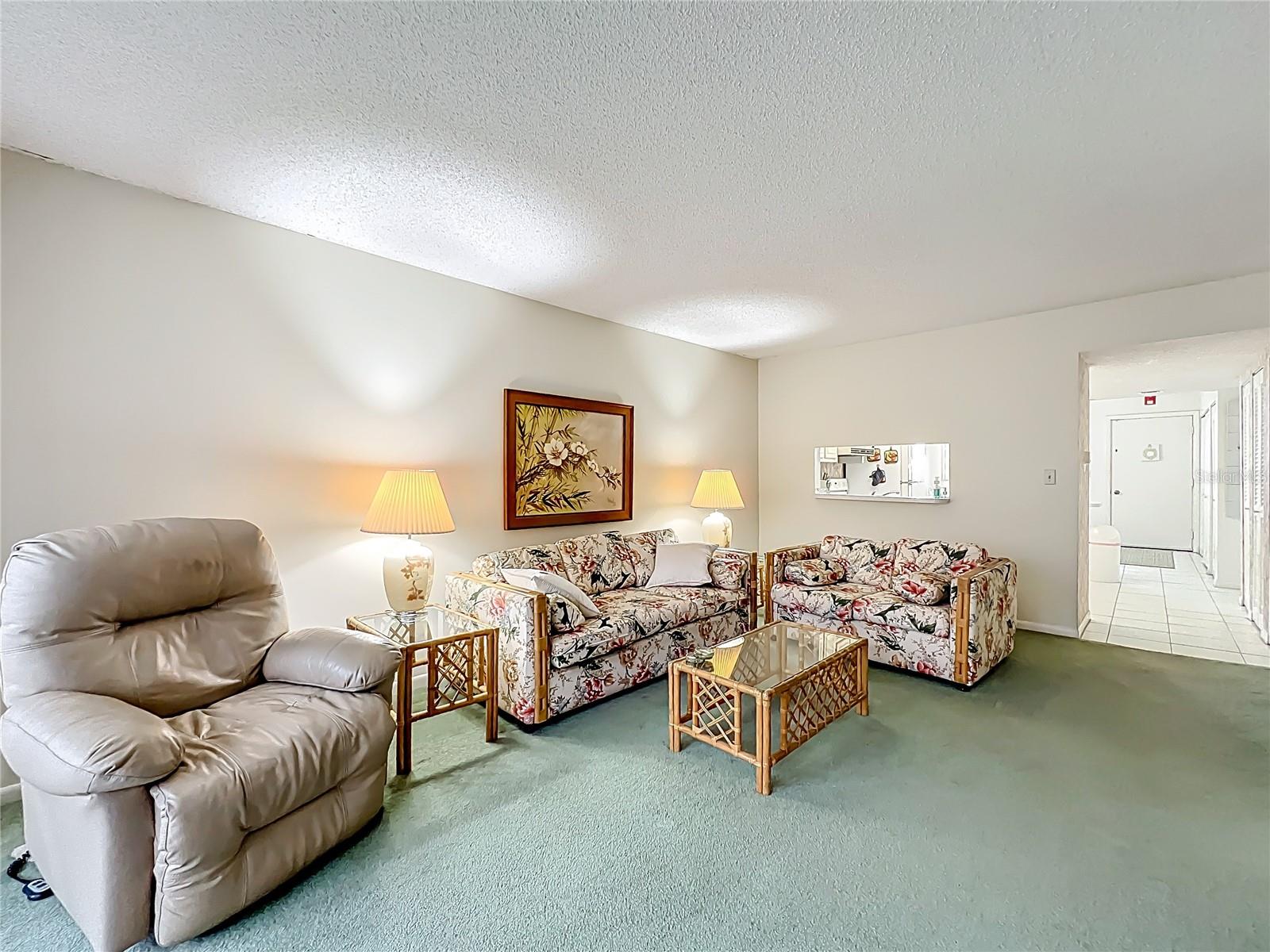 Image 21 of 47 For 17580 Gulf Boulevard 219