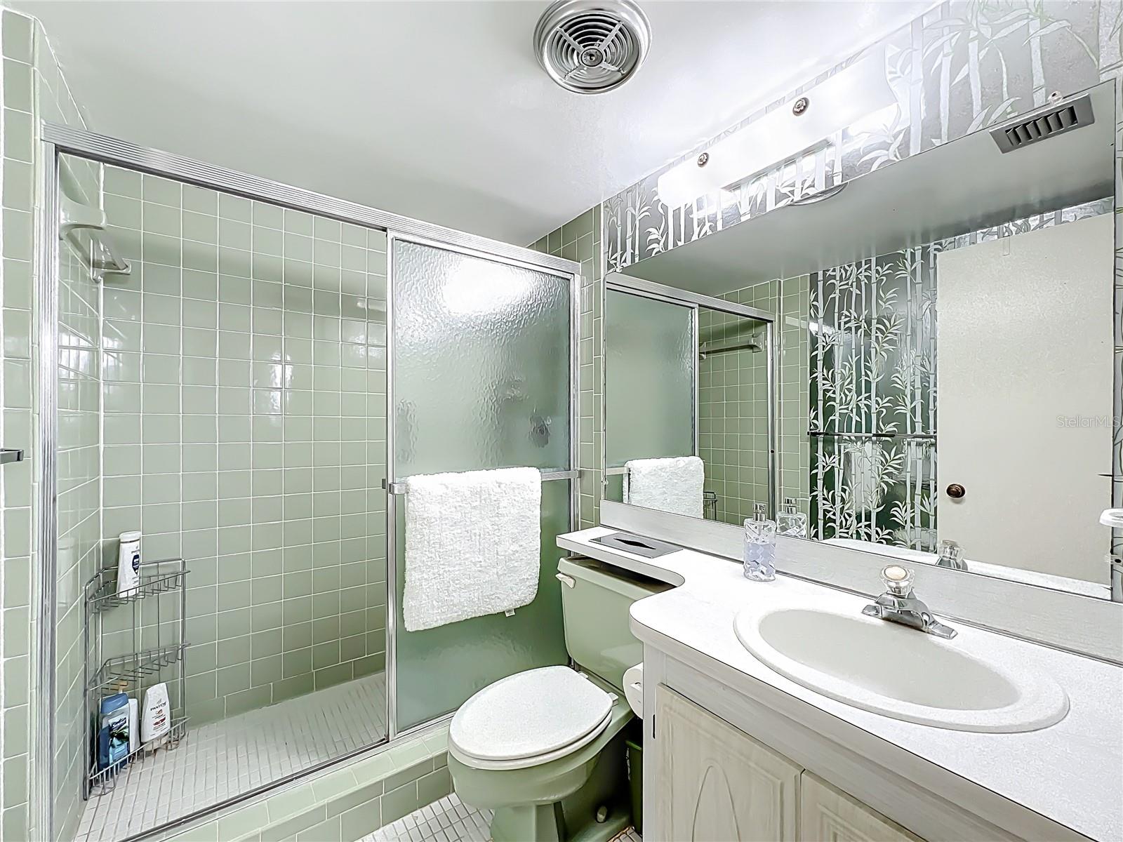 Image 31 of 47 For 17580 Gulf Boulevard 219