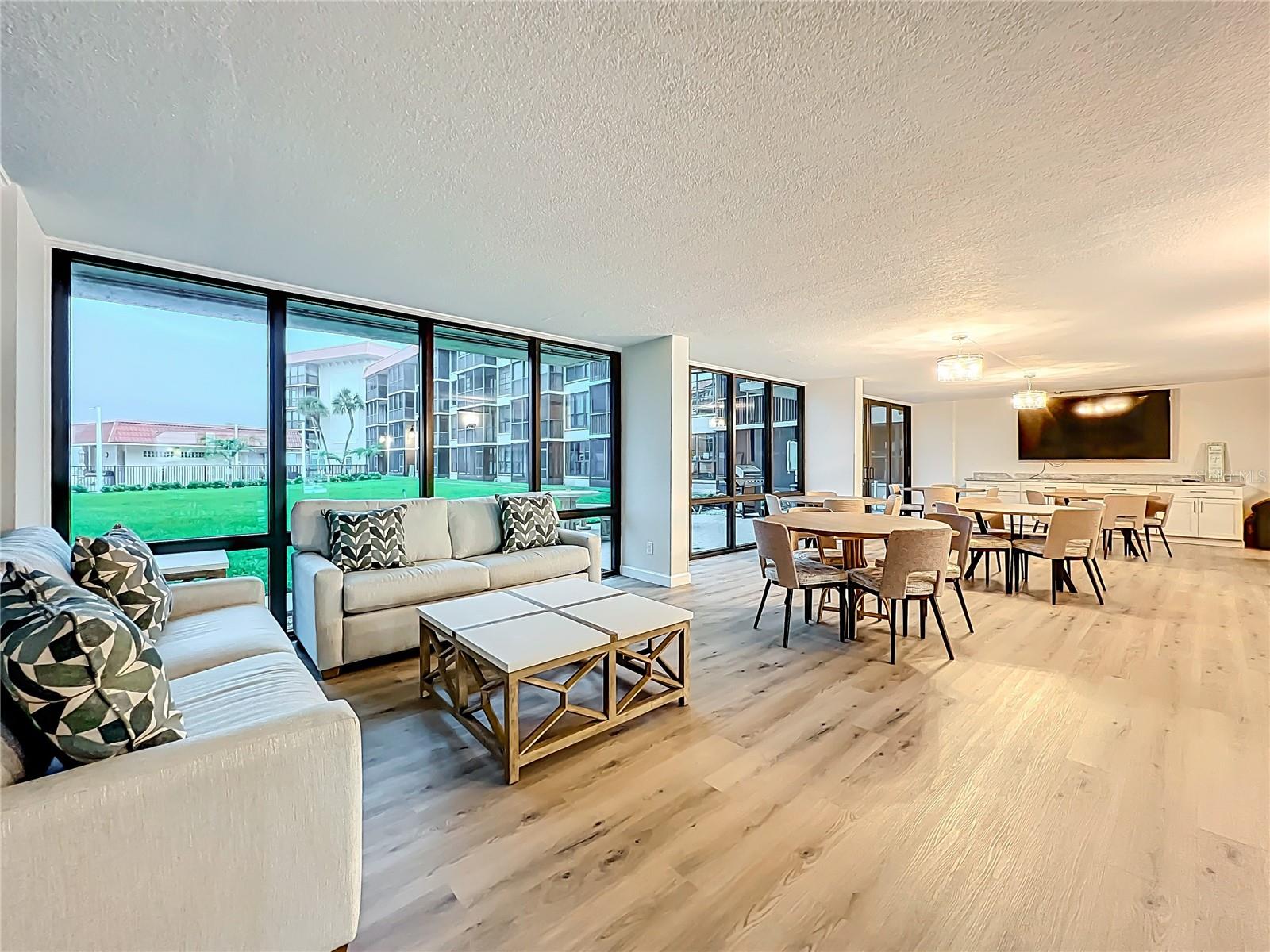 Image 36 of 47 For 17580 Gulf Boulevard 219