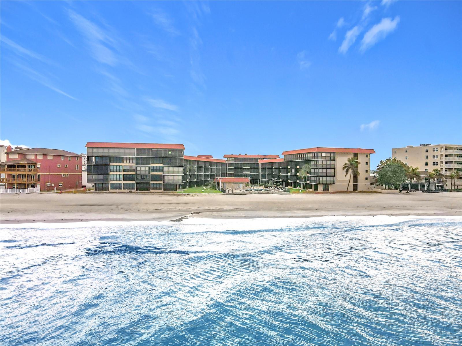 Image 42 of 47 For 17580 Gulf Boulevard 219