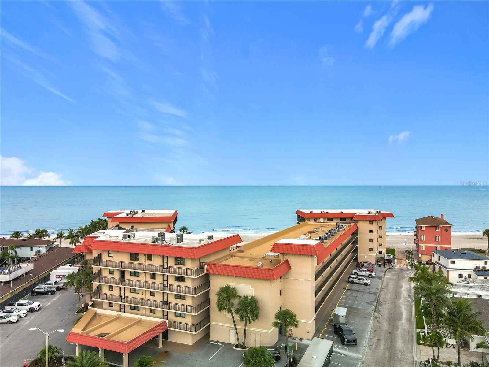 Image 9 of 47 For 17580 Gulf Boulevard 219