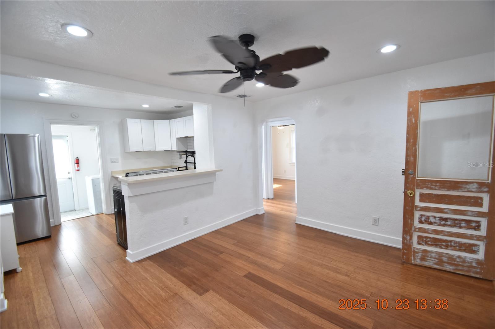 Image 11 of 29 For 4520 Burlington Avenue N Front