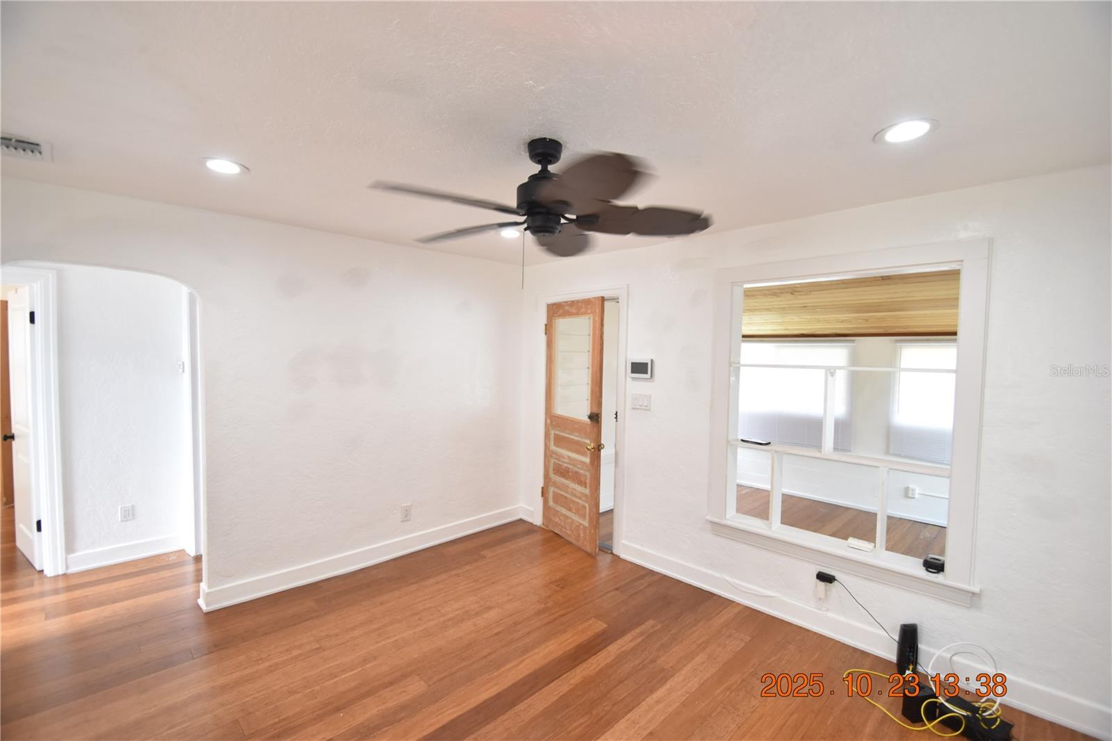 Image 14 of 29 For 4520 Burlington Avenue N Front