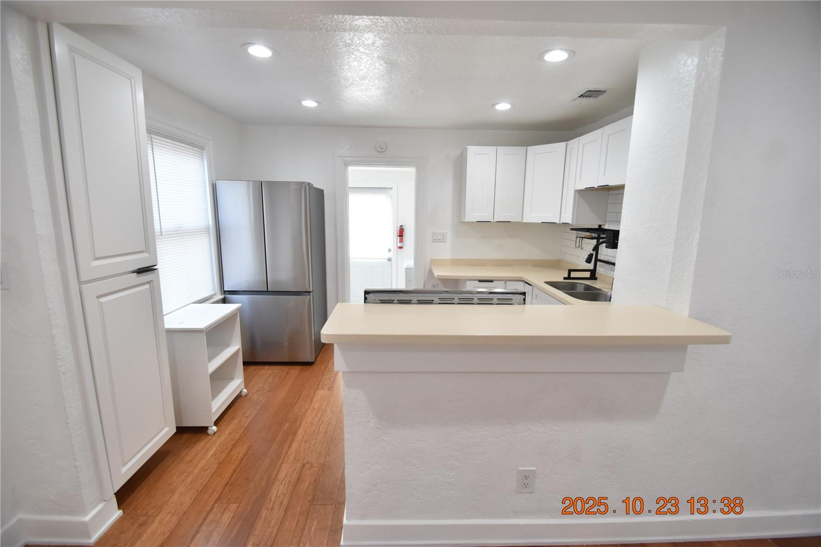 Image 15 of 29 For 4520 Burlington Avenue N Front