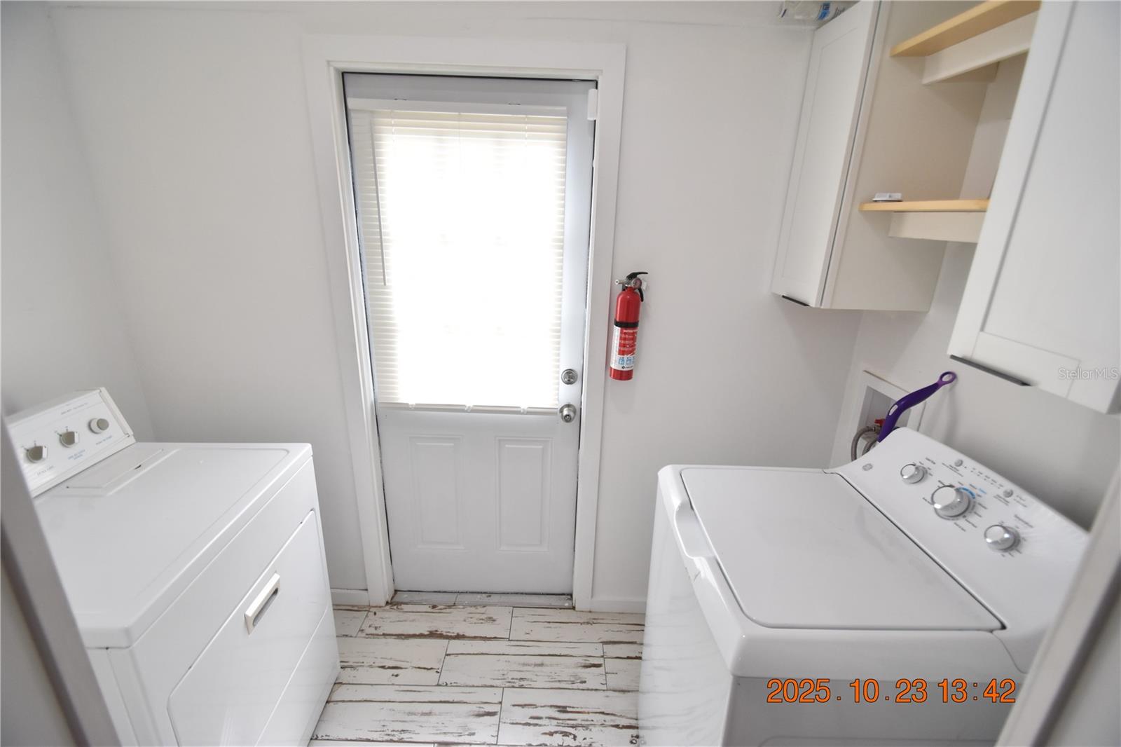 Image 20 of 29 For 4520 Burlington Avenue N Front