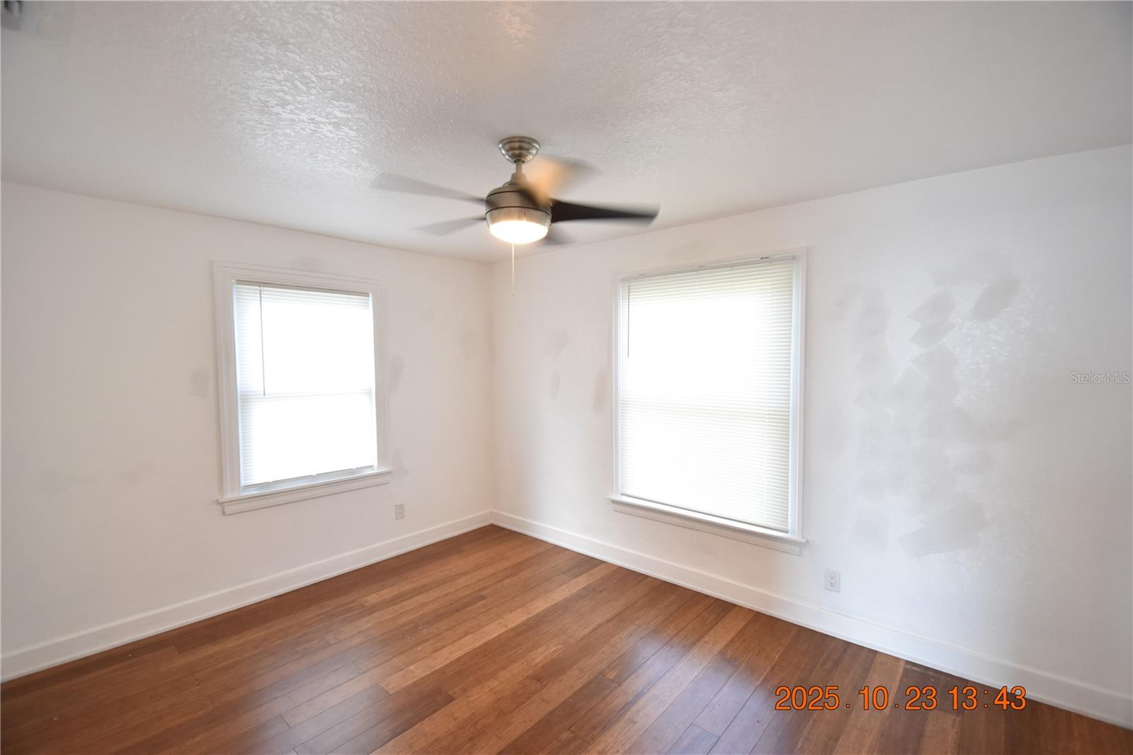 Image 21 of 29 For 4520 Burlington Avenue N Front