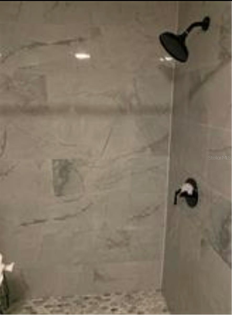 Image 2 of 4 For 4532 Devonshire Road