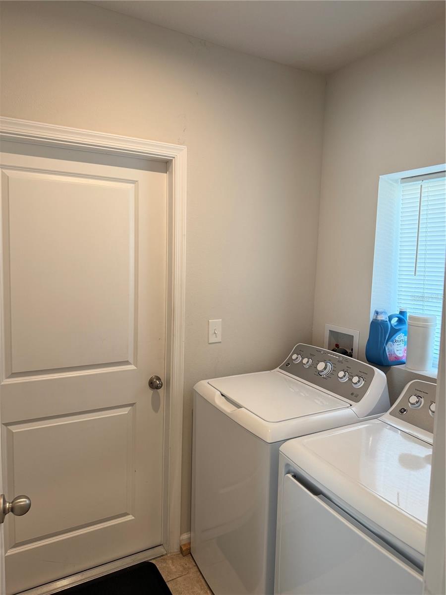 Image 14 of 19 For 35147 Jomar Avenue