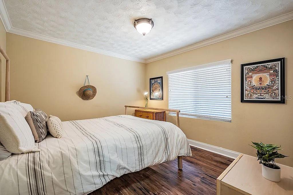 Image 27 of 54 For 3323 Walnut Street