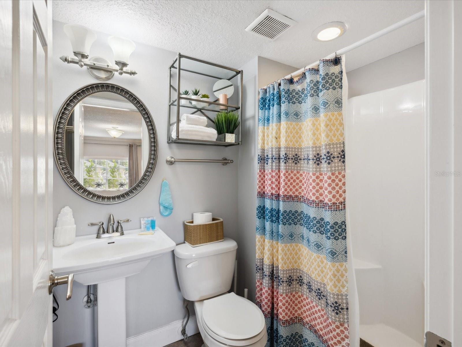 Image 37 of 54 For 3323 Walnut Street