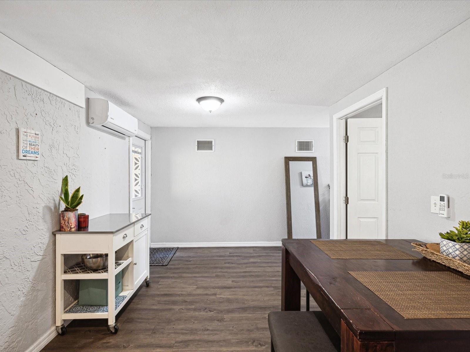 Image 49 of 54 For 3323 Walnut Street