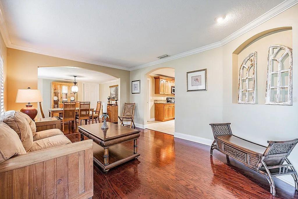 Image 5 of 54 For 3323 Walnut Street