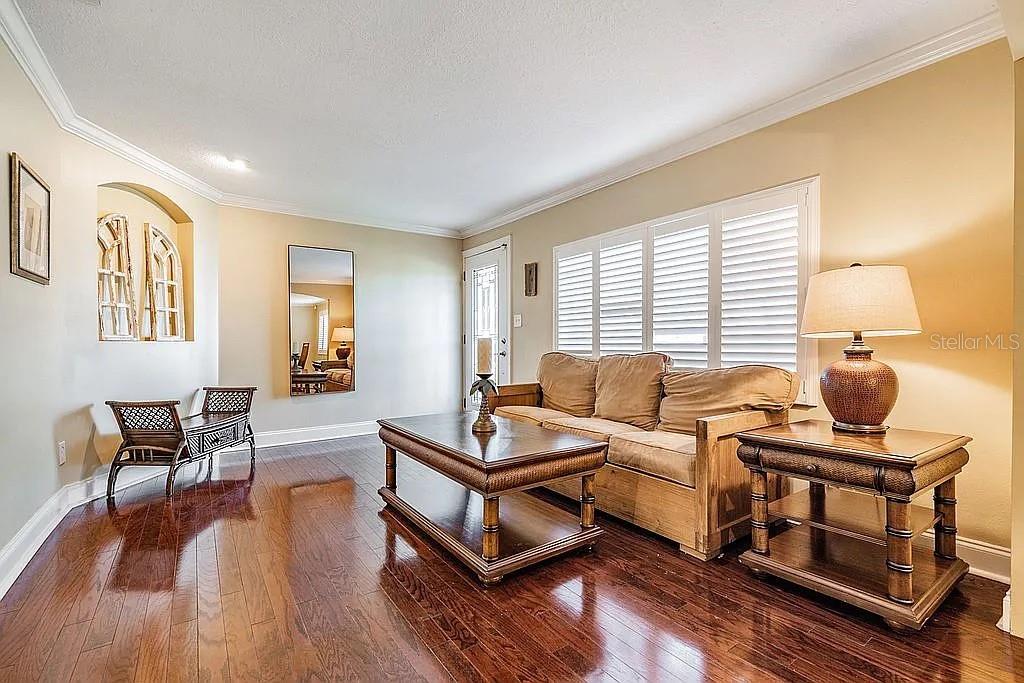 Image 6 of 54 For 3323 Walnut Street