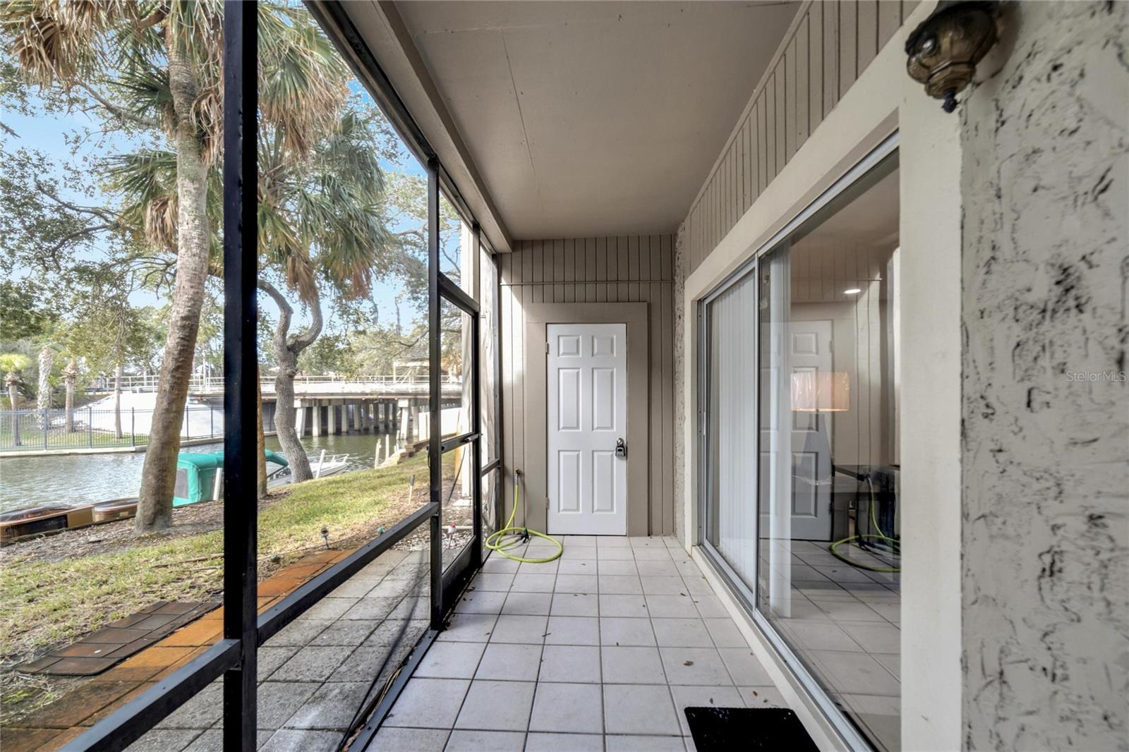 Image 22 of 75 For 6301 Newtown Circle 1a4