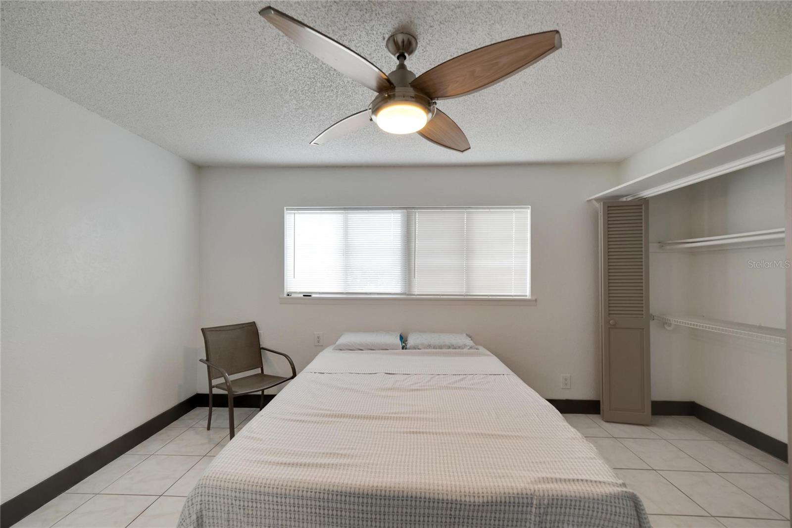 Image 33 of 75 For 6301 Newtown Circle 1a4