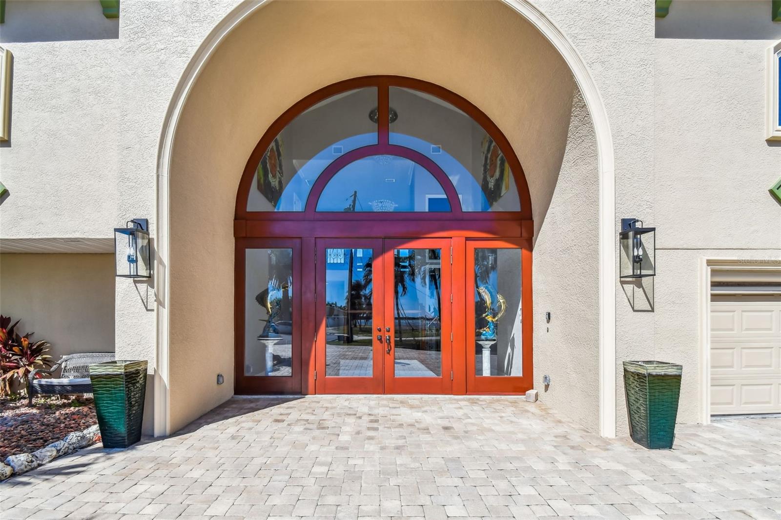 Image 10 of 100 For 582 Johns Pass Avenue