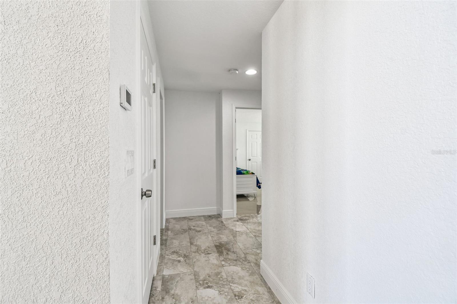 Image 70 of 100 For 582 Johns Pass Avenue