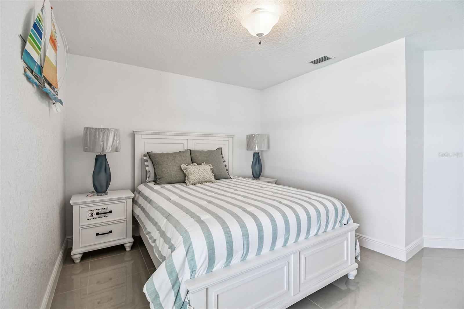 Image 79 of 100 For 582 Johns Pass Avenue