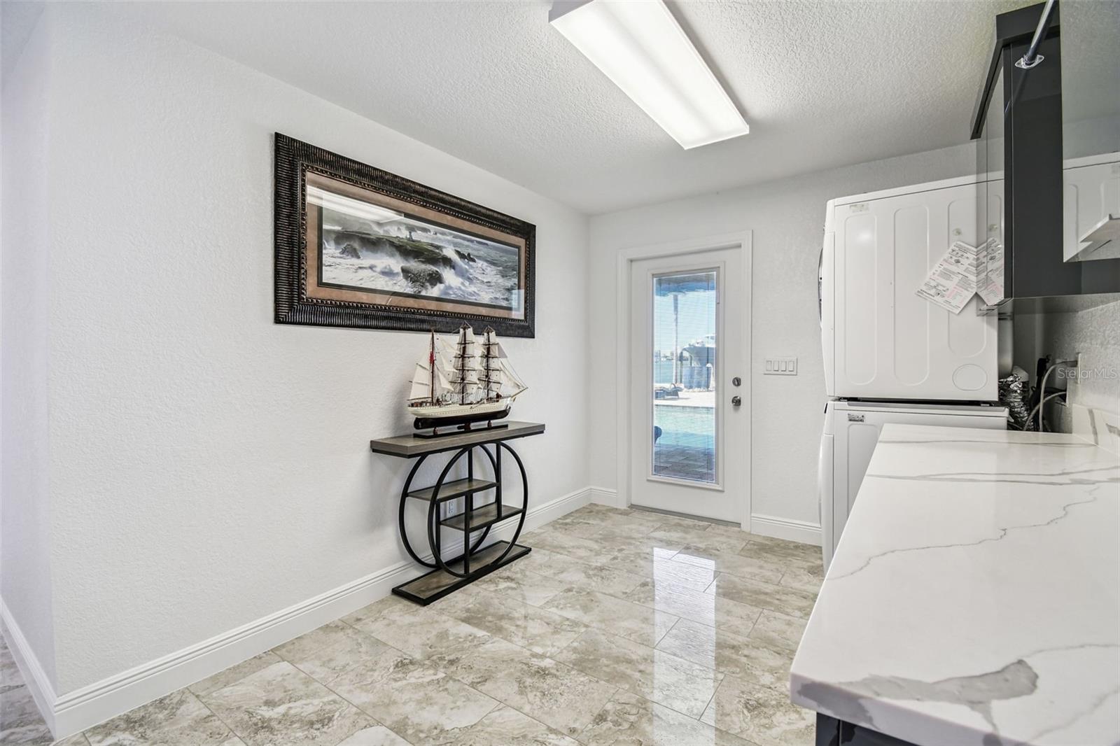 Image 92 of 100 For 582 Johns Pass Avenue