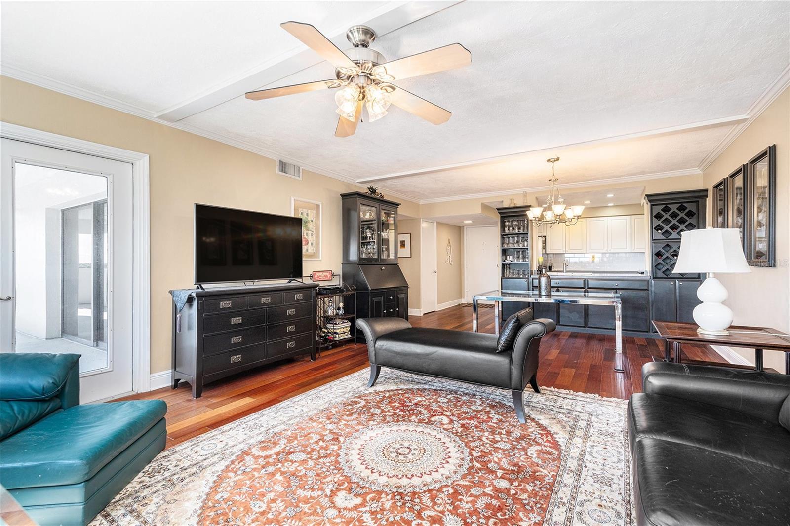 Image 17 of 26 For 4141 Bayshore Boulevard 704