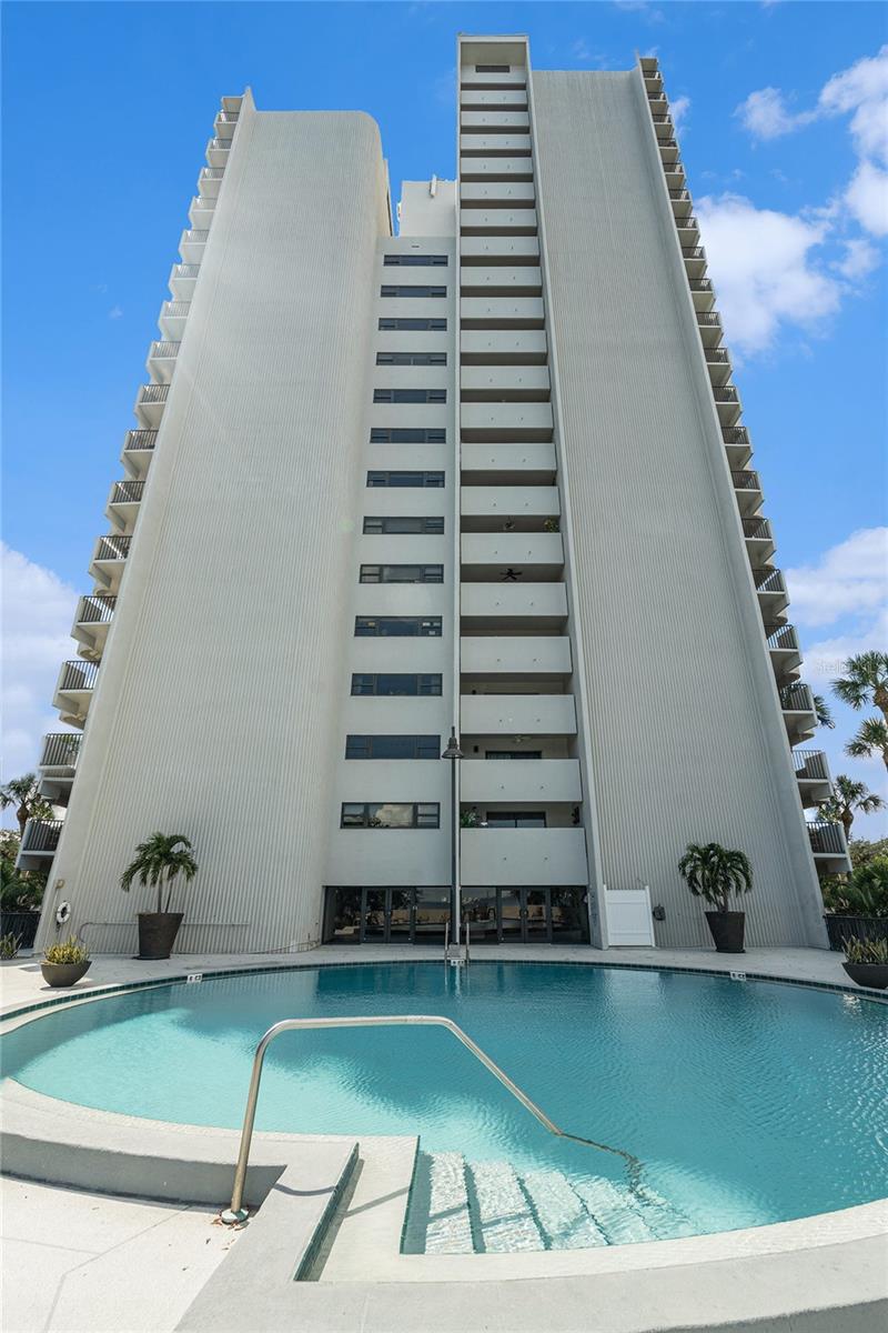 Image 21 of 26 For 4141 Bayshore Boulevard 704