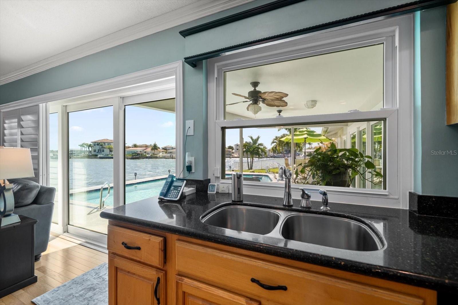 Image 13 of 30 For 615 Harbor Island