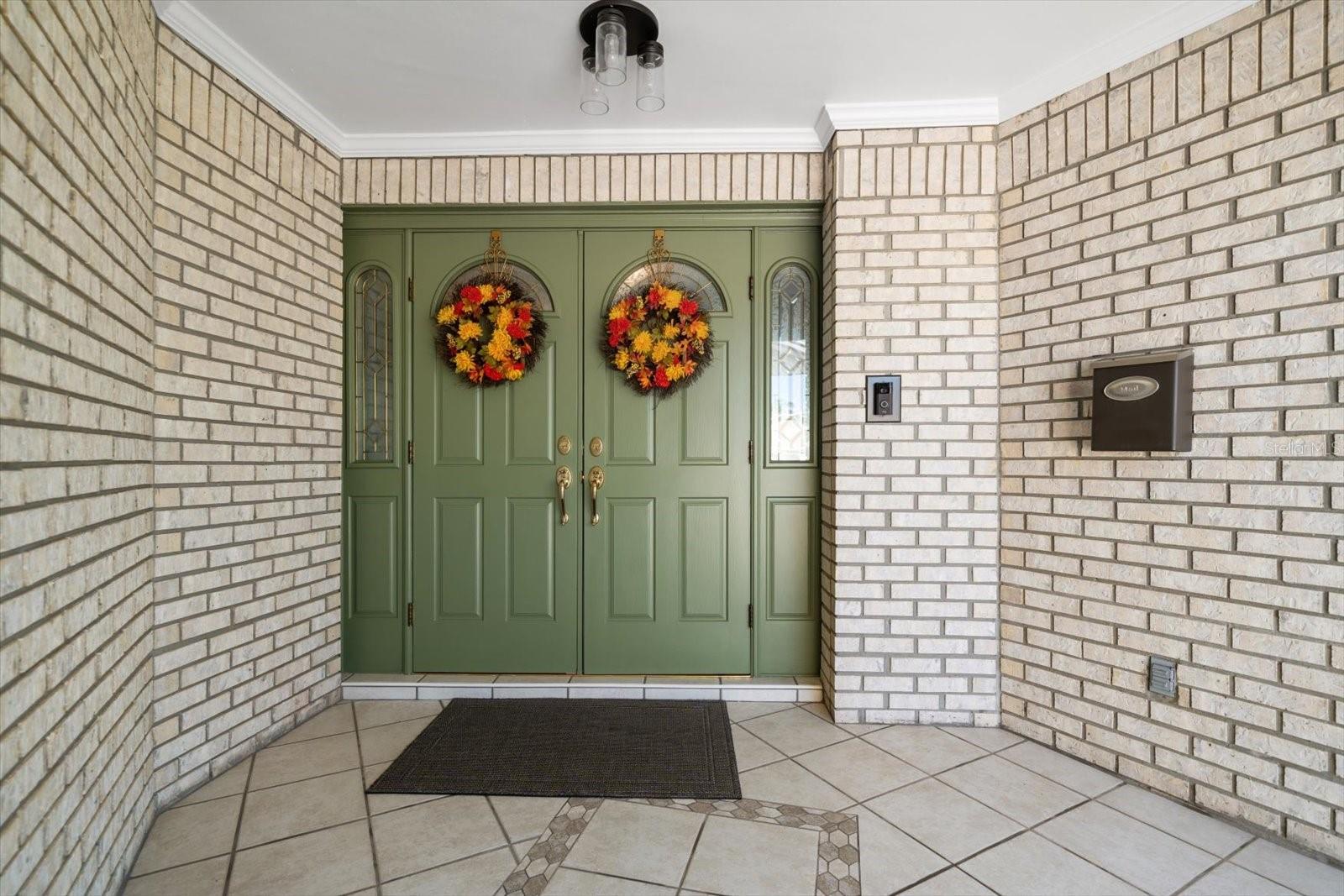 Image 8 of 30 For 615 Harbor Island