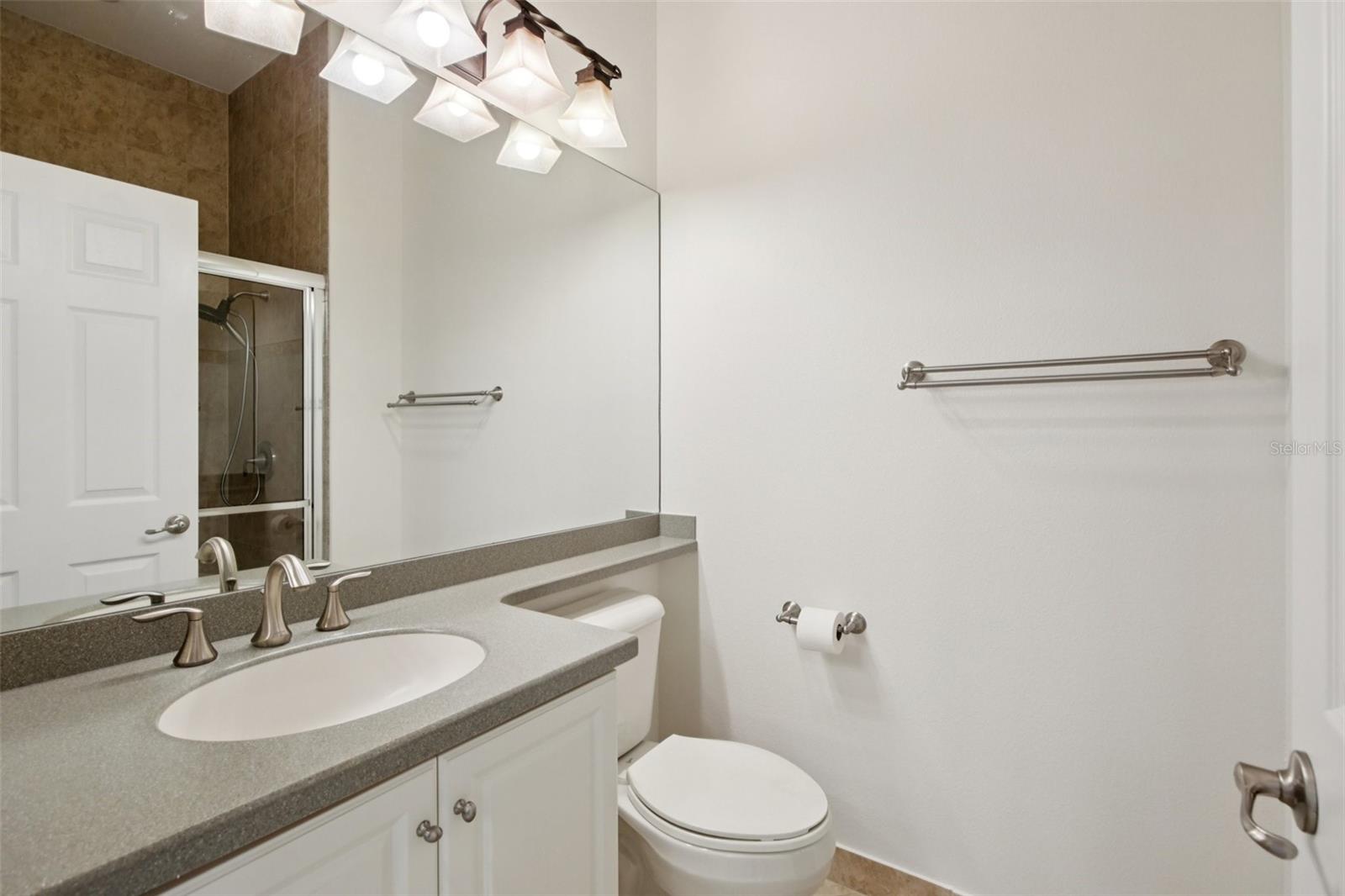 Image 32 of 53 For 5004 Sandy Brook Circle