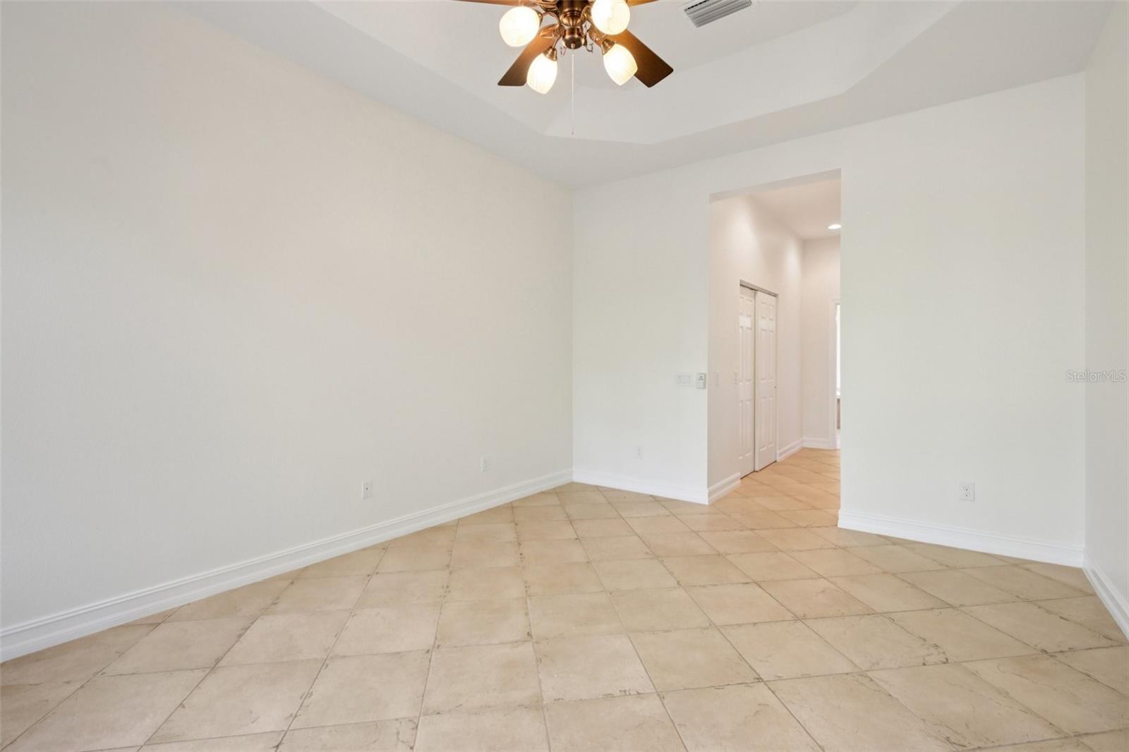 Image 42 of 53 For 5004 Sandy Brook Circle