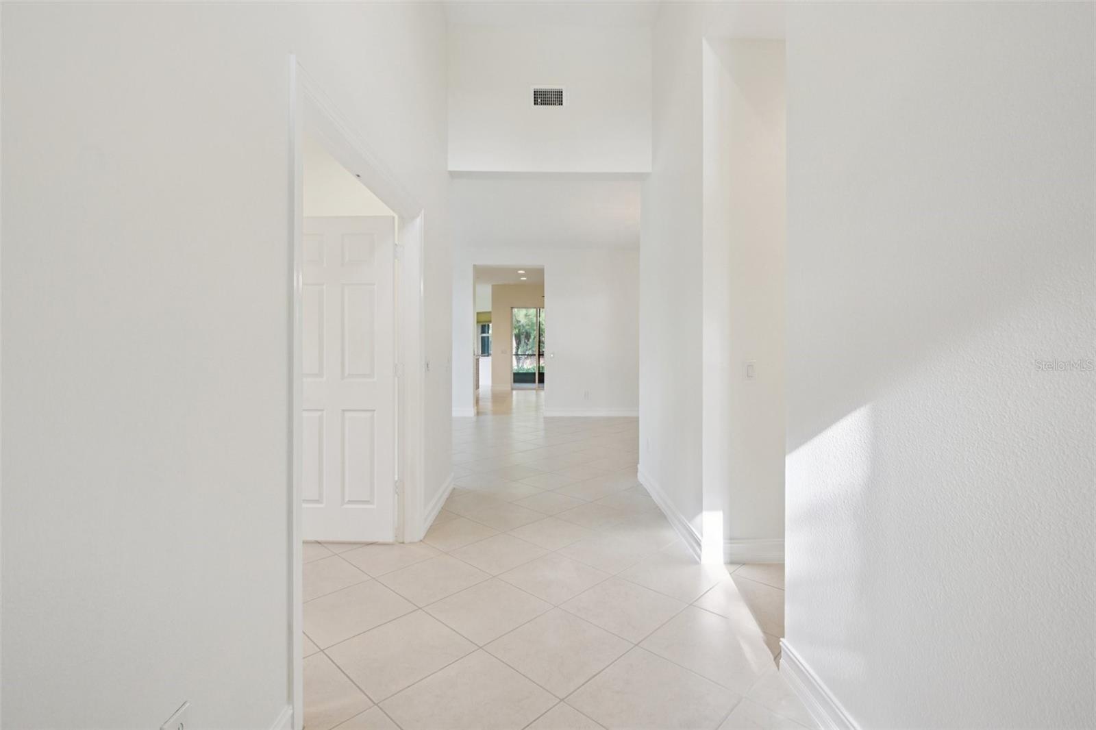 Image 6 of 53 For 5004 Sandy Brook Circle